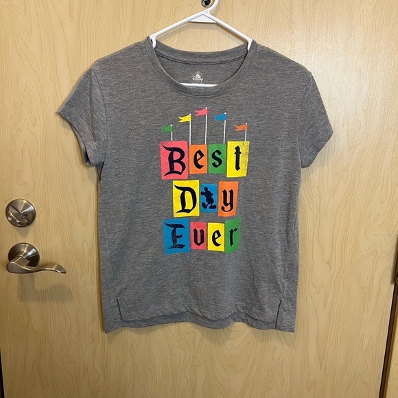 Disney best day ever tshirt - Picture 1 of 3